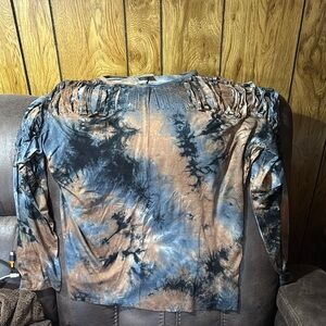 Tie-Dye Long Sleeve Top